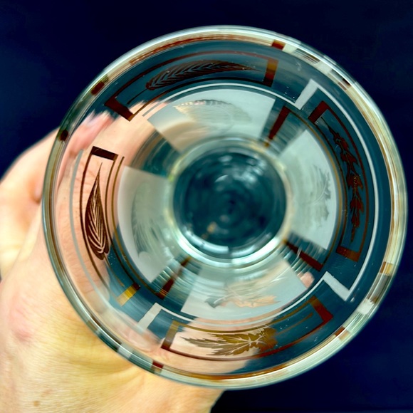 Retro DOMINION GLASS CO set of two frosted fall leaf design glasses - Picture 3 of 8